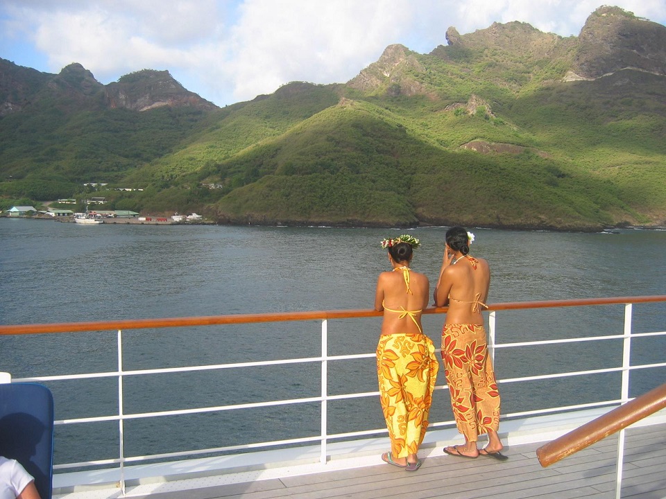 CRUCEROS ISLAS MARQUESAS NUKU HIVA CRUCEROS ISLAS DEL PACIFICO MARQUISE ISLANDS NUKU HIVA CRUISES MARQUESAS ISLANDS
